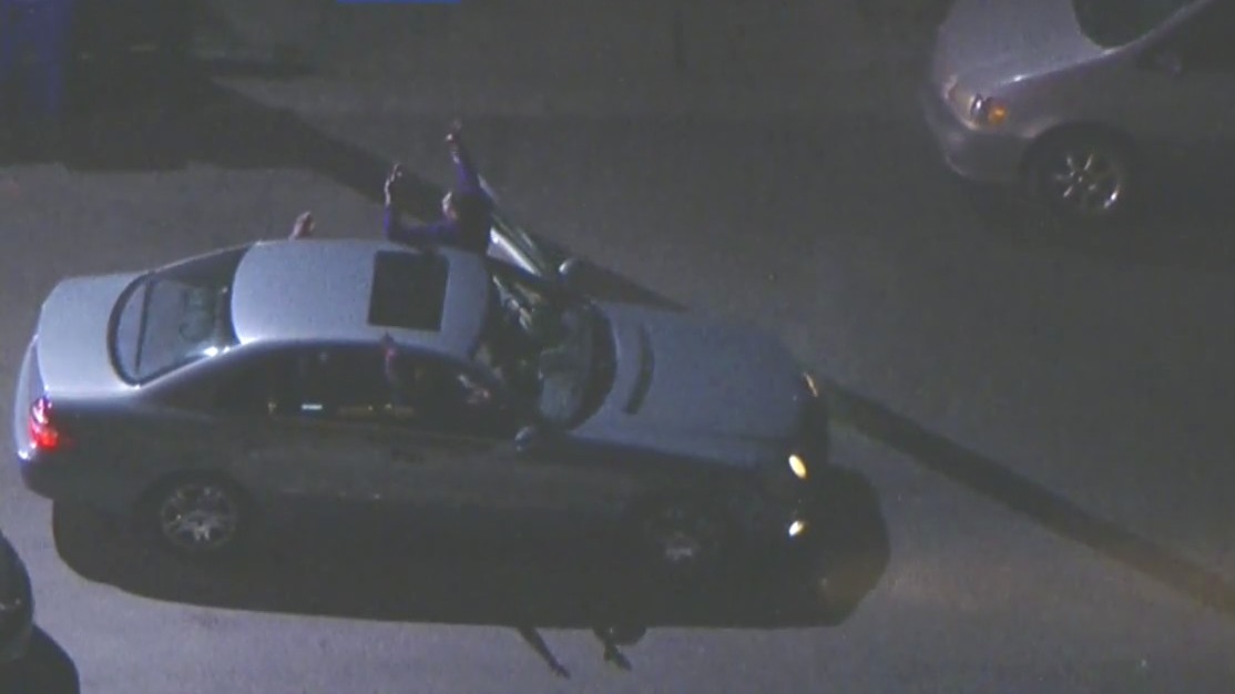 Possible shooting suspect leads police chase