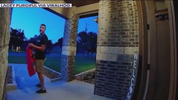 Etiquette expert shares tipping guidelines