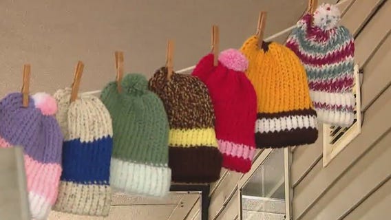 Wauchula woman spreads love by knitting