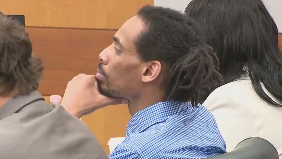 Father on trial in daughter?s starvation; medical records shown