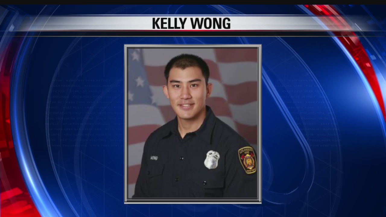 Firefighter dies days after falling from aerial ladder in training