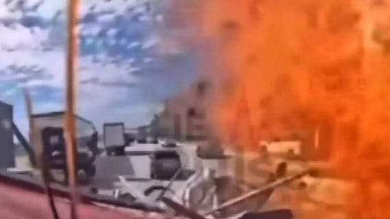 Dash cam shows deadly 10 Freeway pileup