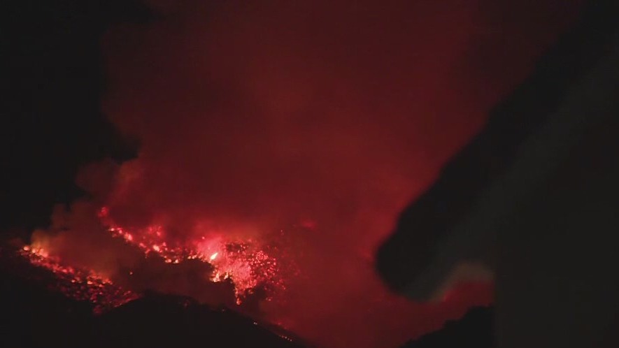 Airport Fire in OC burns over 8,500 acres