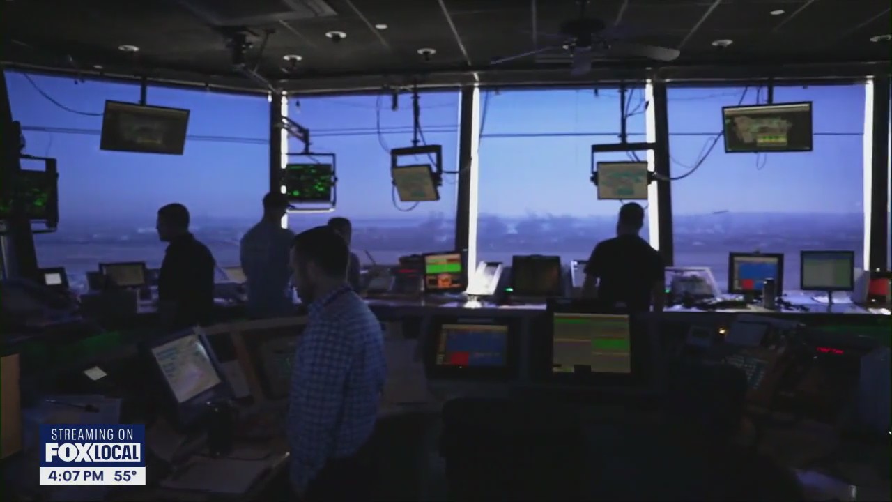 Air traffic controllers unpaid on day 28 of government shutdown