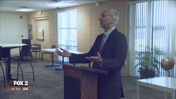 Hall of Shame stories used as lessons for high school students