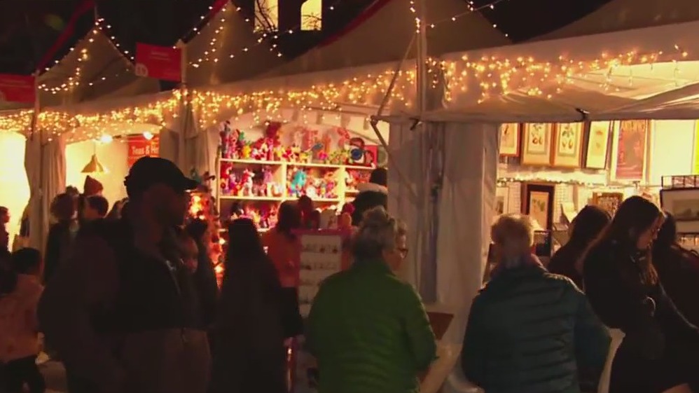 DC holiday market open at Dupont Circle