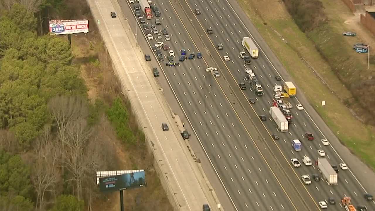 Crash on I-75 south in Cobb County | FOX 5 Atlanta