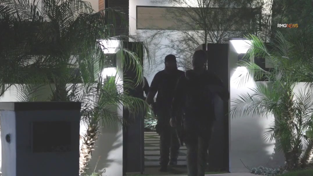 String of SFV home break-ins possibly connected