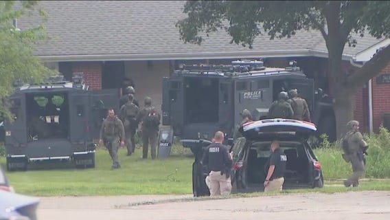 Standoff in McHenry County ends in arrest after prompting heavy police response
