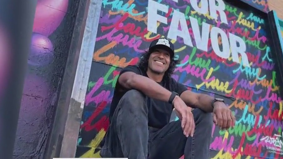 Hispanic Heritage Month: Dad leaves corporate life for love of art