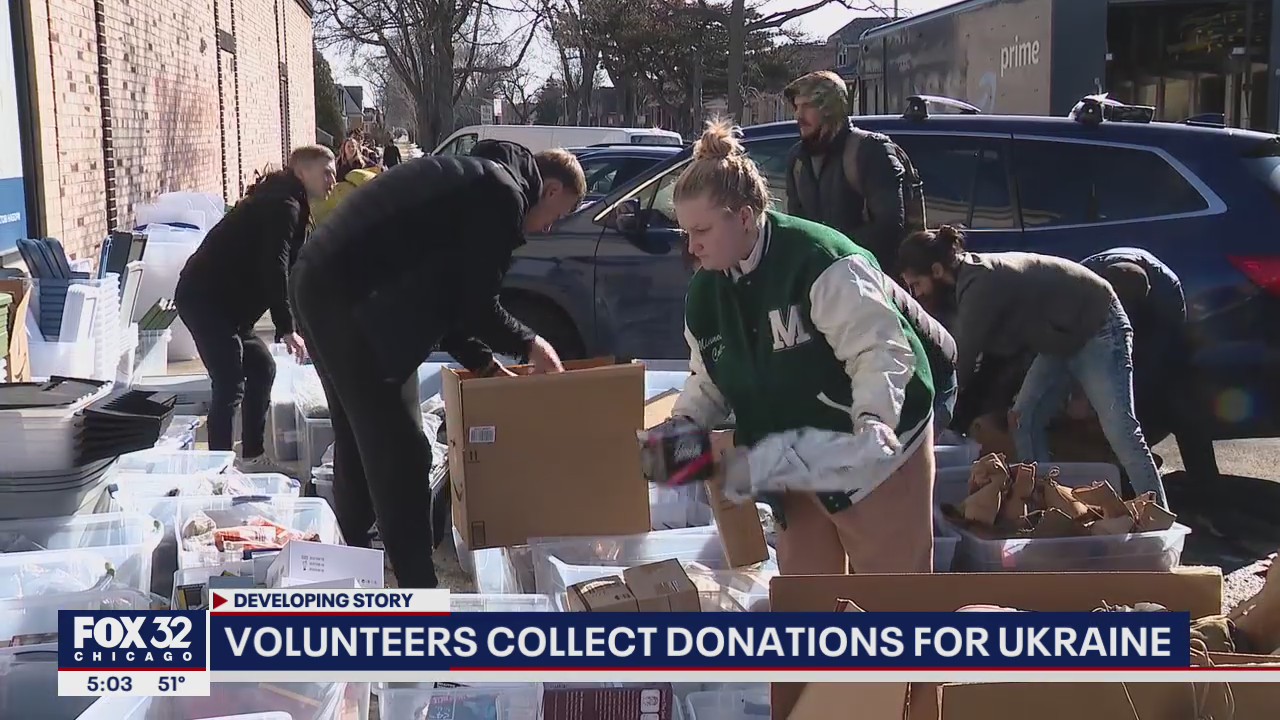Chicago volunteers collect donations for Ukraine
