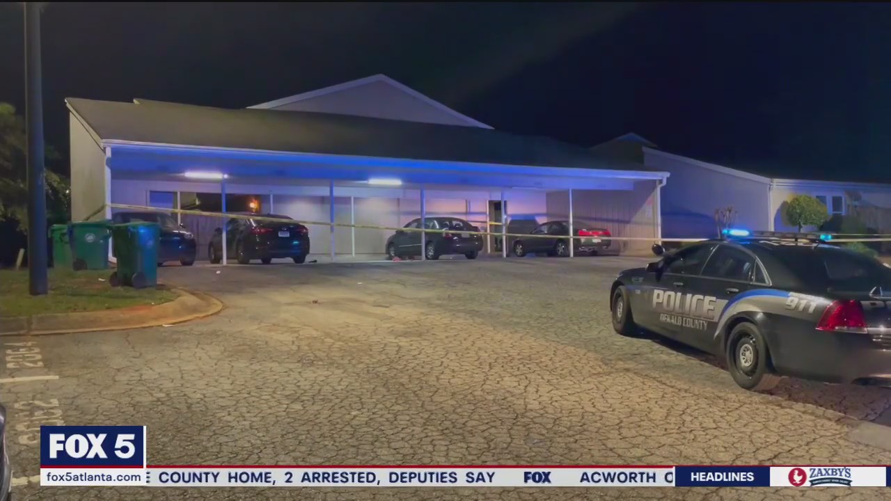 Two injured in shooting at condo complex | FOX 5 Atlanta