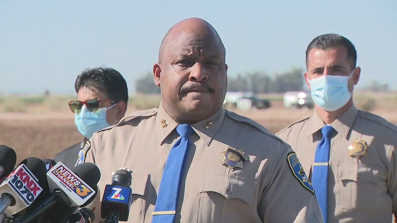 Imperial County crash: CHP says 13 killed in crash near U.S.-Mexico border