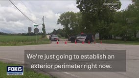 Manhunt in Oconomowoc underway