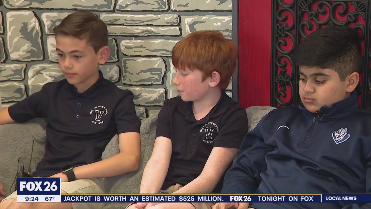 Young cowboys and cowgirls gear up for the Rodeo Run