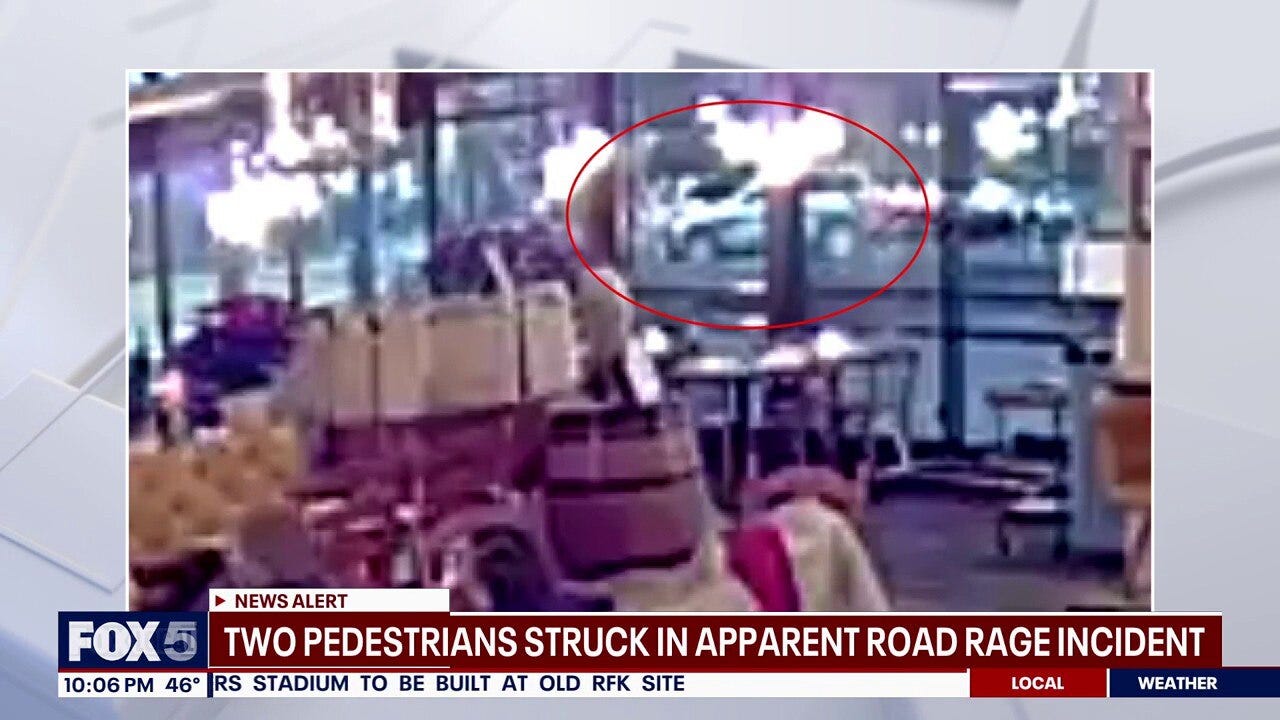 2 pedestrians hit in apparent road rage incident in Arlington