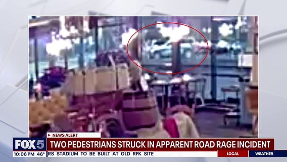 2 pedestrians hit in apparent road rage incident in Arlington