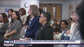 Naturalization ceremony welcomes 31 new U.S. citizens