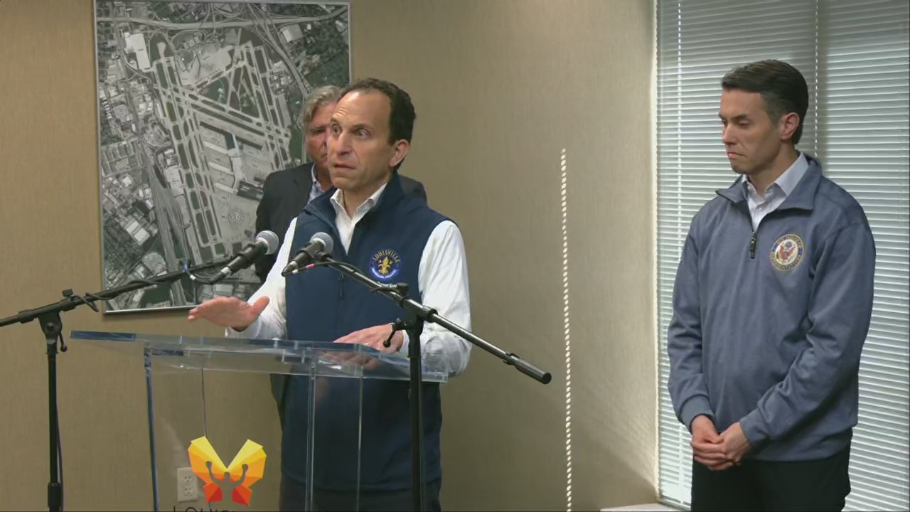 Louisville, Kentucky plane crash update