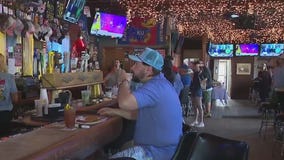 Cheers to Lottie's Pub! Classic Chicago bar celebrates 90 years of service