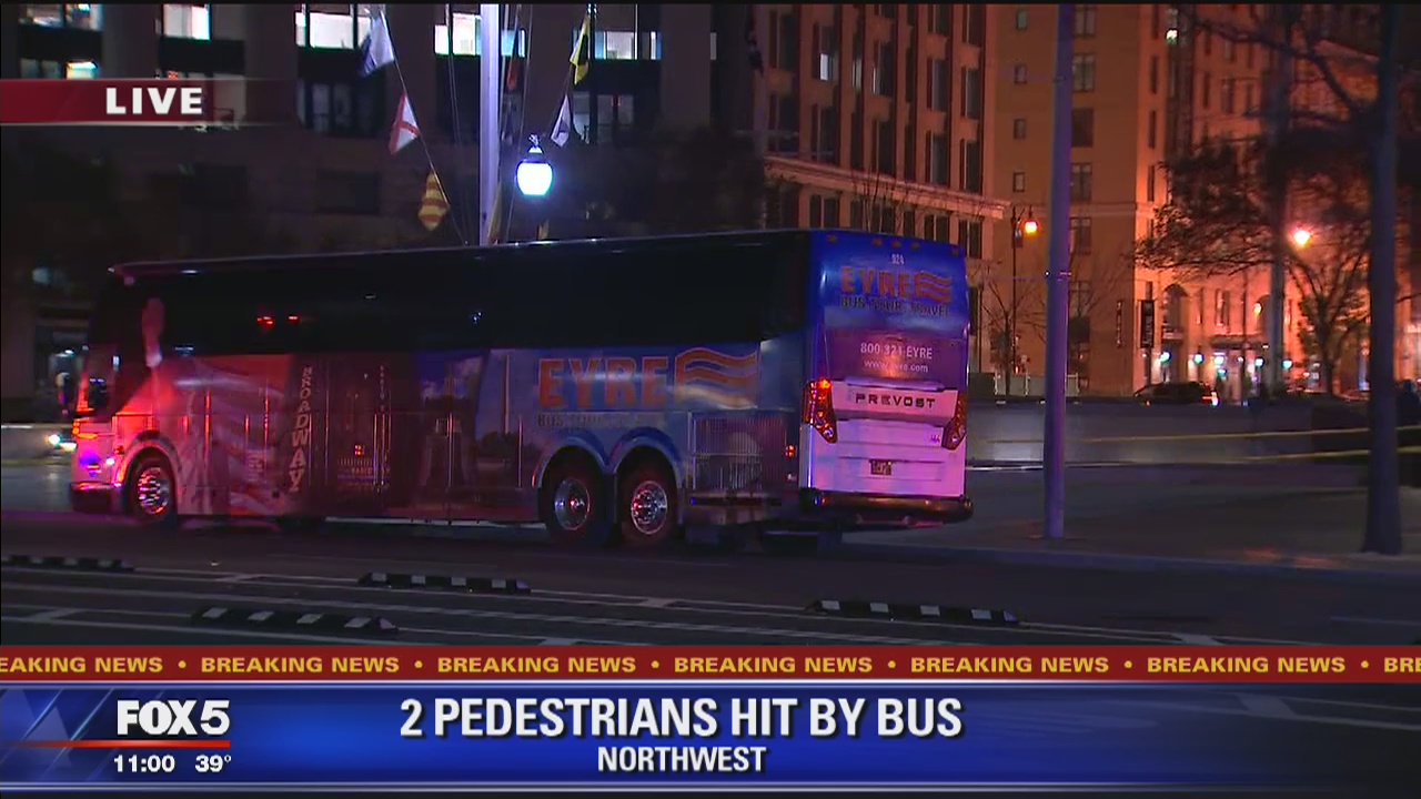 2 pedestrians hit by tour bus in Northwest DC | FOX 5 DC