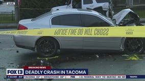 Police investigate deadly crash in Tacoma