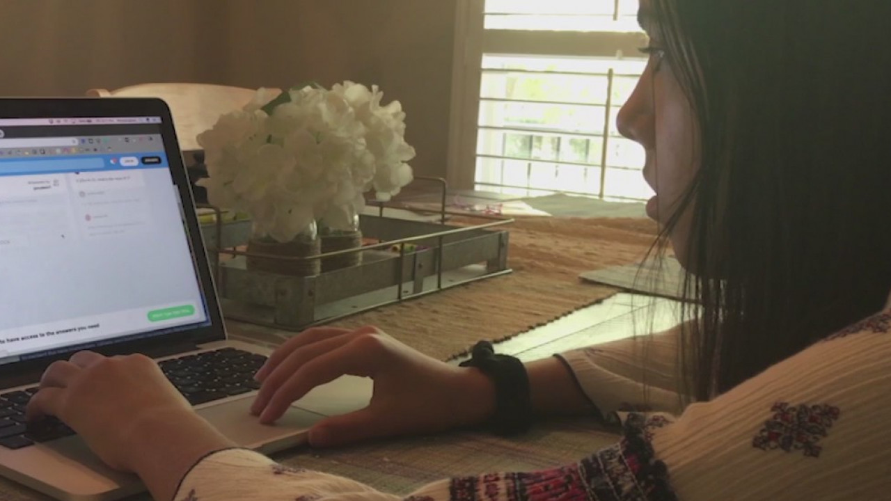 Whether learning in classrooms or virtually, what�should remain constant is organization, expert says