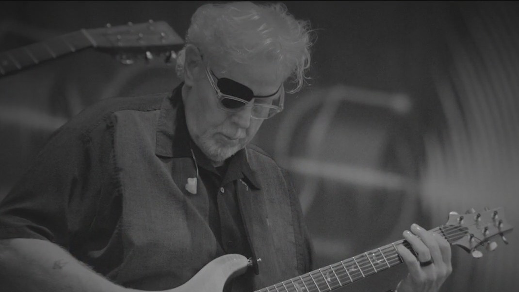 Kansas bring classic rock to Fox Theatre