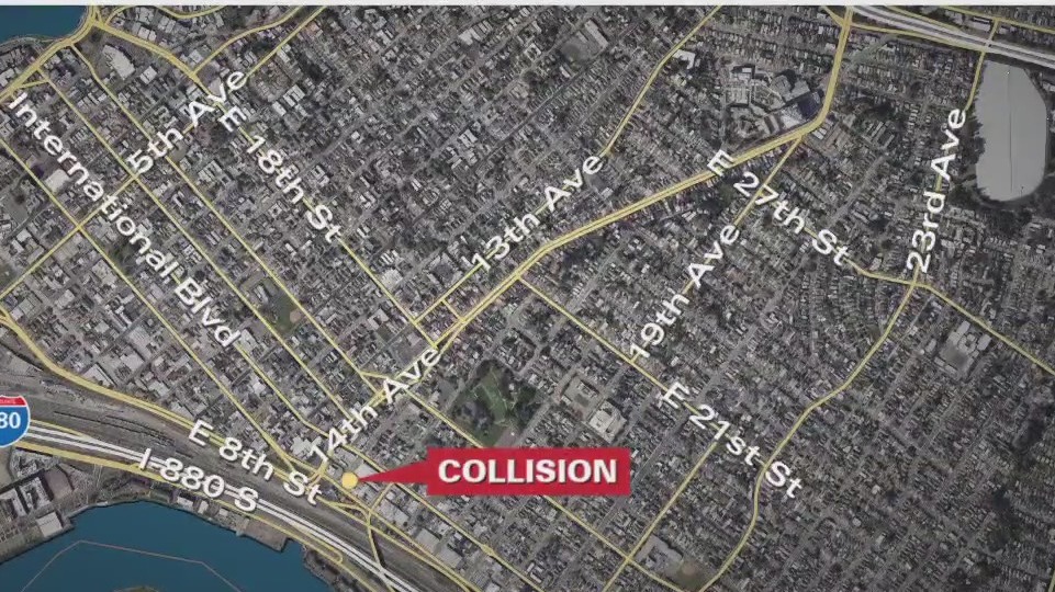 Driver of stolen car hits Oakland police cars