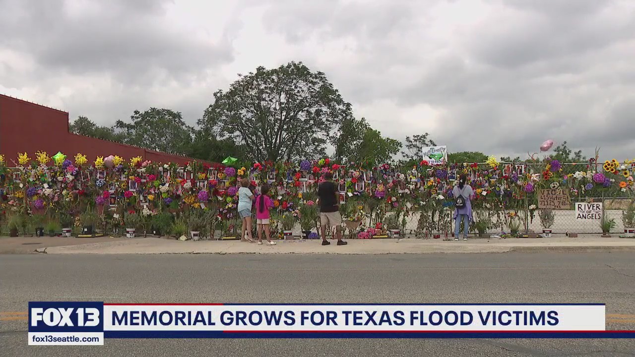 Memorial grows for Texas flood victims