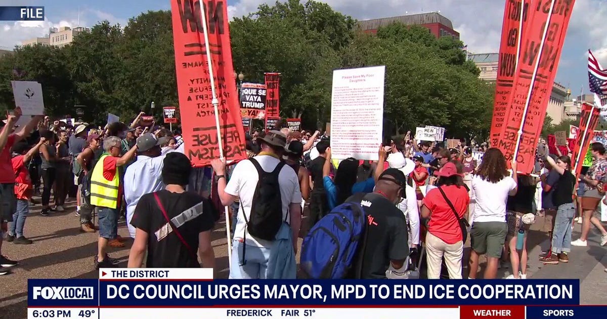 DC Council urges mayor, MPD to end cooperation with ICE