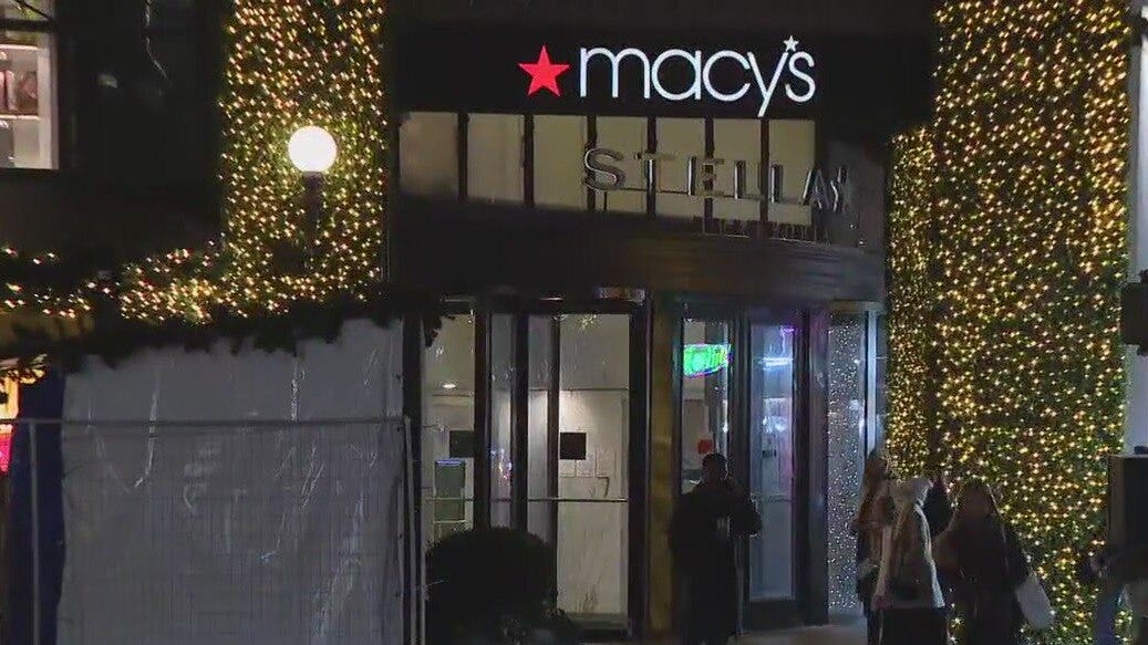 LA mother stabbed while changing her baby at NYC Macy's
