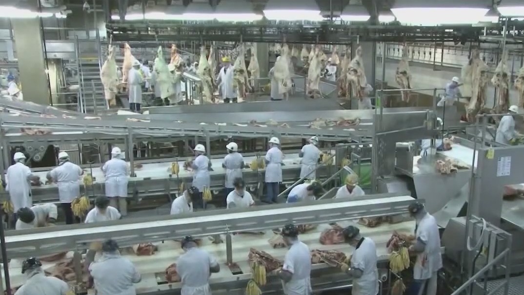 Tyson Foods consolidates corporate offices, leaves Chicago