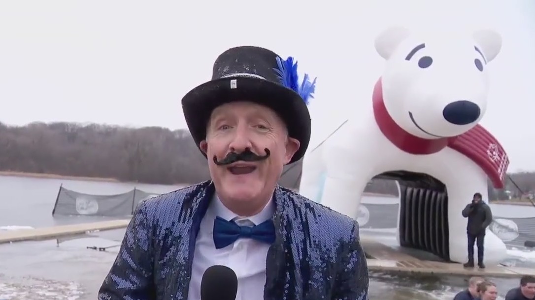 FOX 9's Ian Leonard Polar Plunge in Maple Grove