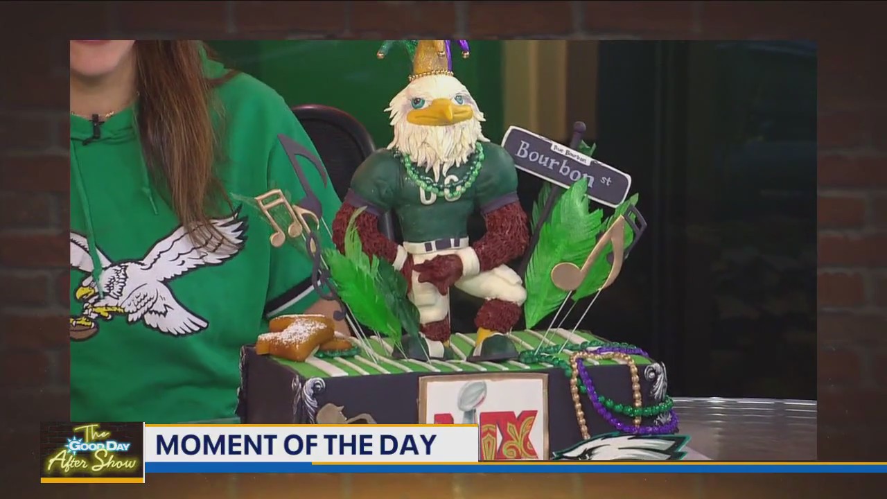 Moment of the Day: Swoop Cake