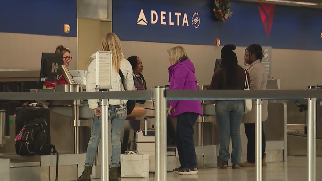 Government shutdown causing airline travel turmoil