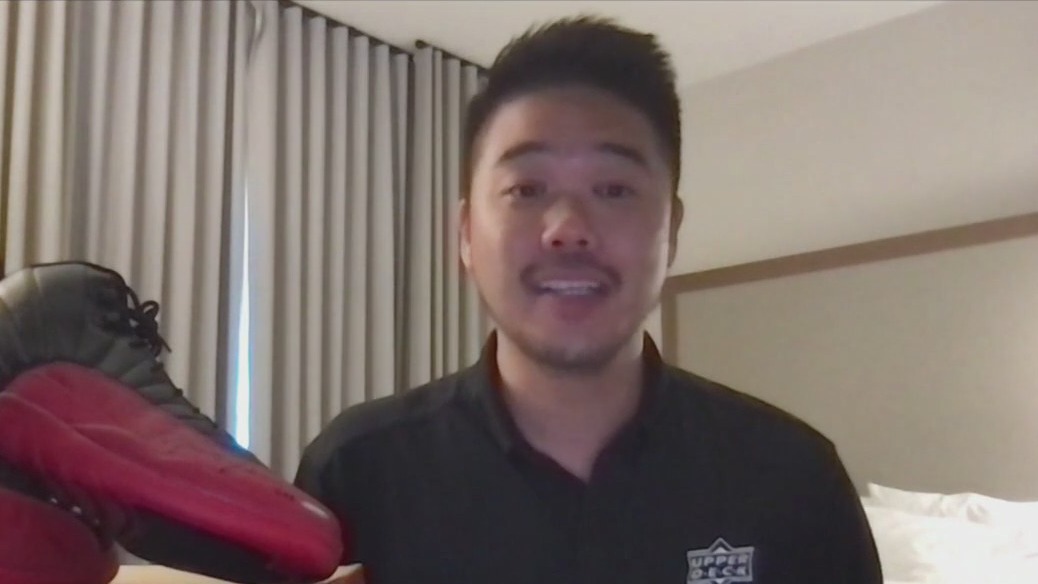 Sports Collectors Convention in Rosemont features exclusive finds