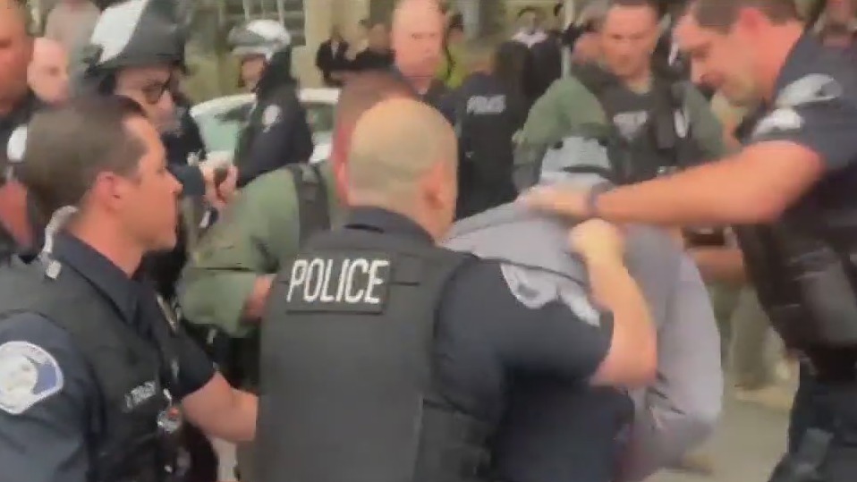 Glendale PD braces for protests during school board meeting