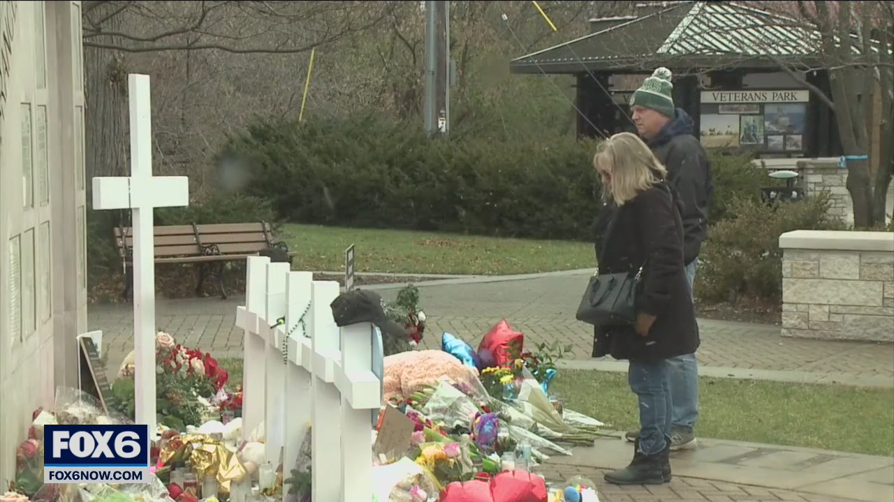 Thanksgiving somber as Waukesha heals