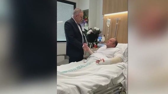 Prime minister visits Australian hero