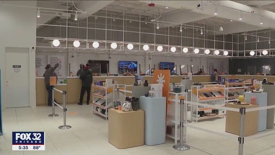 Chicago weed shops capitalizing off Lollapalooza