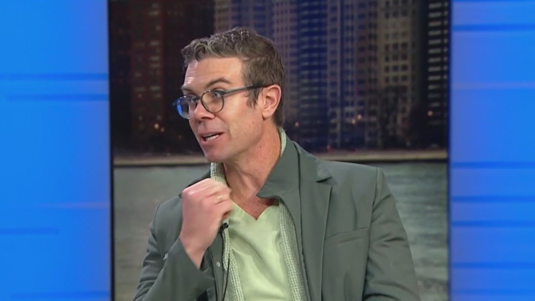 TikTok's 'jawline doctor' gives tips on how to delete that double chin