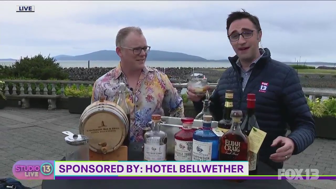 Delicious drinks with the Lighthouse Bar & Grill at Hotel Bellwether