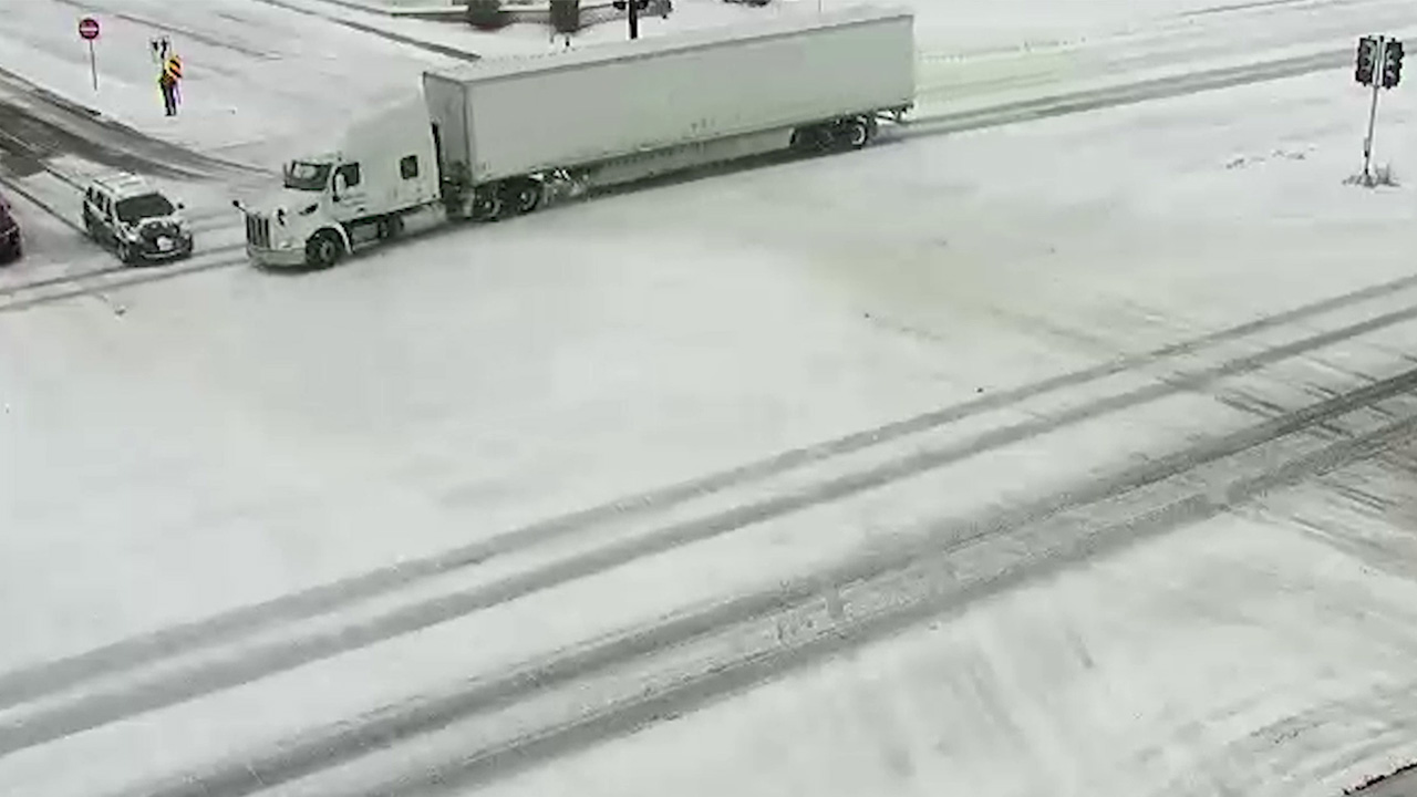 Crash compilation MN spring snow round two