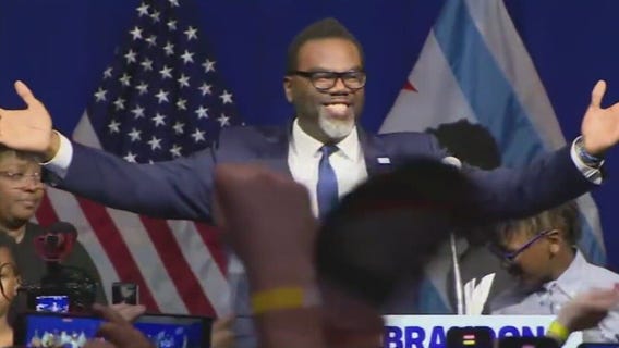 Chicago mayor-elect Johnson faces uphill battle