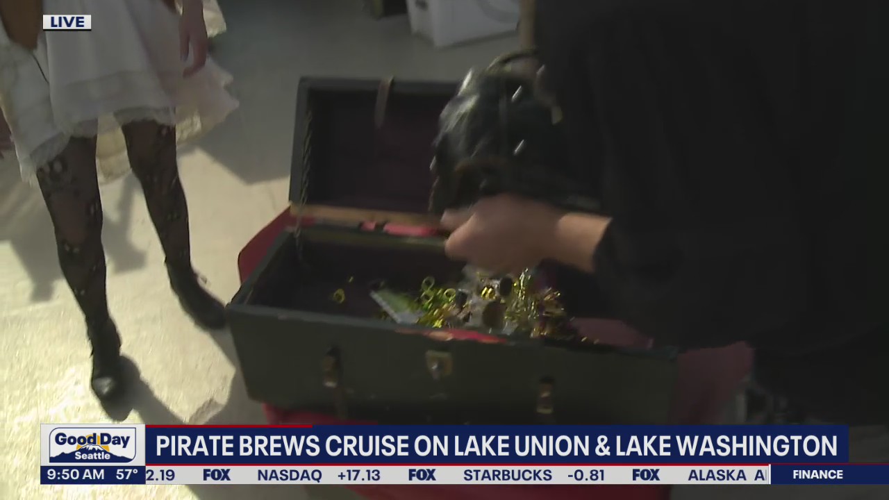 Touring the pirate brews cruise