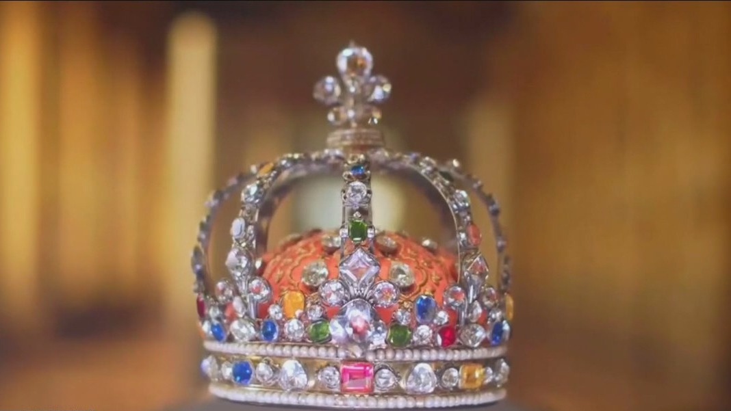 Professor of Art Crime Analyzes Louvre Art Crime