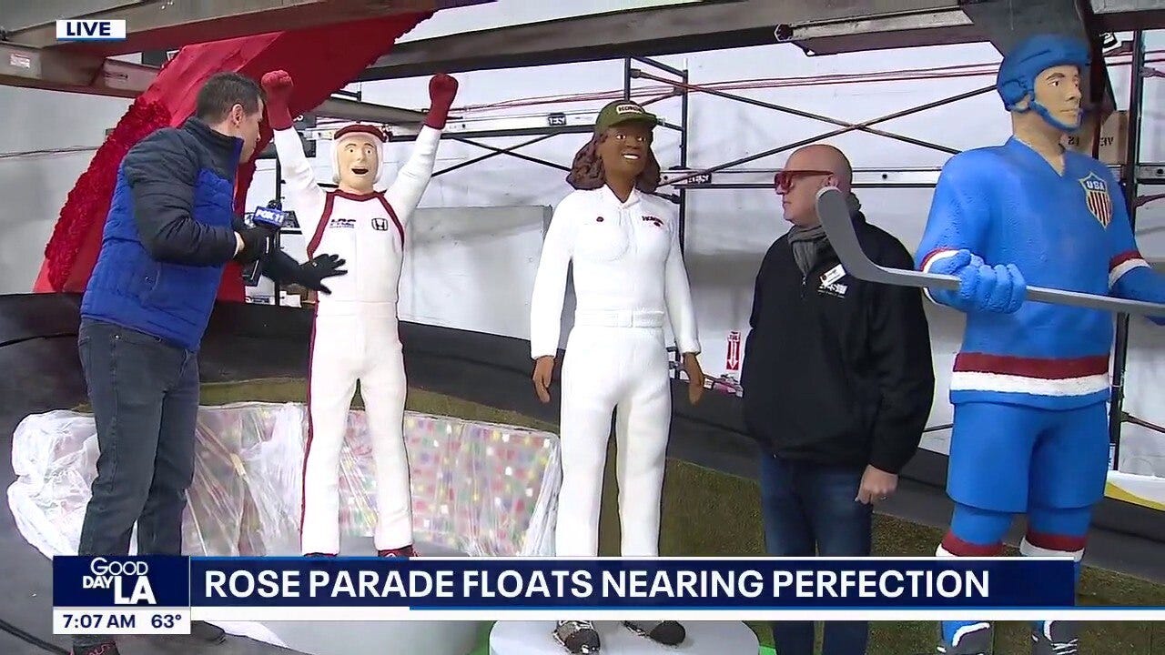 Final touches on Rose Parade floats 