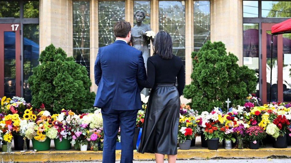 VP JD Vance visits Annunciation Church