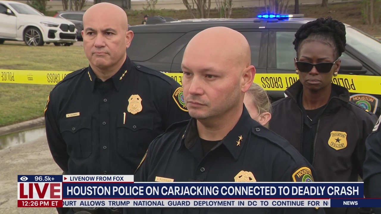 Update: Houston carjacking connected to deadly crash | LiveNOW from FOX